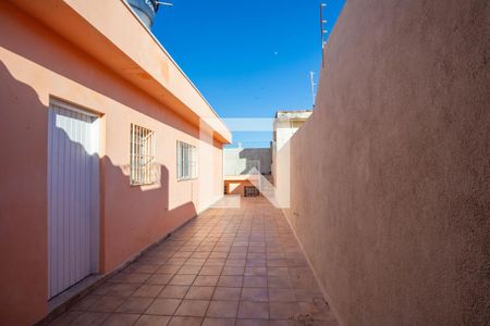 Quintal de casa à venda com 3 quartos, 170m² em Conceição, Diadema
