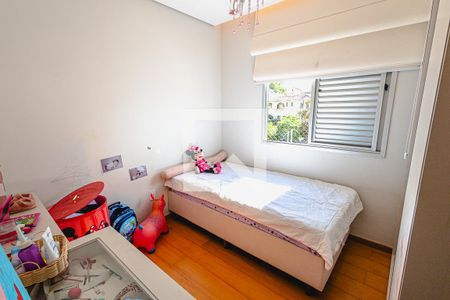 Quarto 1 de apartamento para alugar com 3 quartos, 79m² em Itapoã, Belo Horizonte