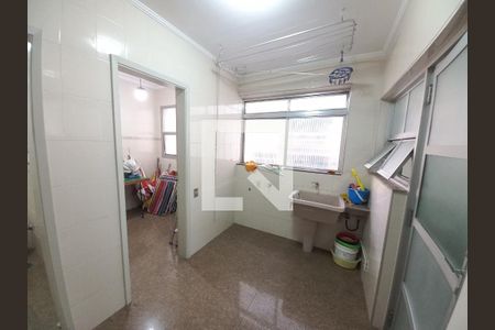 Área de Serviço de apartamento para alugar com 3 quartos, 116m² em Itararé, São Vicente