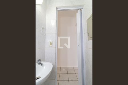 Lavabo de casa para alugar com 2 quartos, 120m² em Vila Ré, São Paulo