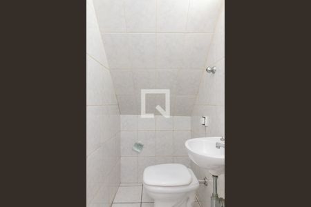 Lavabo de casa para alugar com 2 quartos, 120m² em Vila Ré, São Paulo