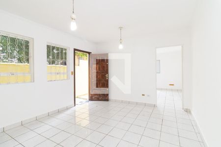 Sala de casa para alugar com 2 quartos, 120m² em Vila Ré, São Paulo