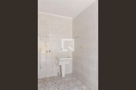 Área de Serviço de casa para alugar com 2 quartos, 120m² em Vila Ré, São Paulo