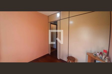 Quarto 2 de casa à venda com 5 quartos, 186m² em Cidade das Flores, Osasco