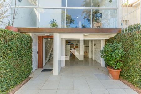 Fachada de casa para alugar com 2 quartos, 282m² em Três Figueiras, Porto Alegre