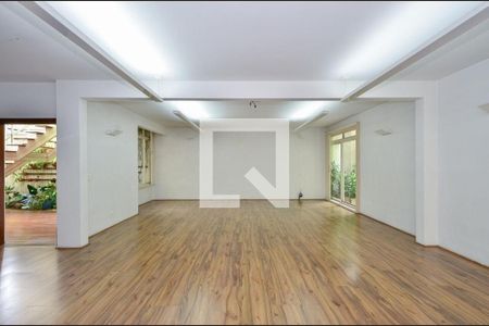 Casa à venda com 4 quartos, 325m² em Vila Mariana, São Paulo