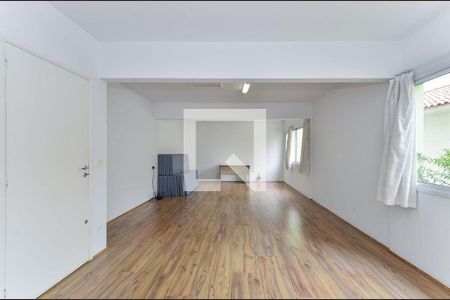 Casa à venda com 4 quartos, 325m² em Vila Mariana, São Paulo