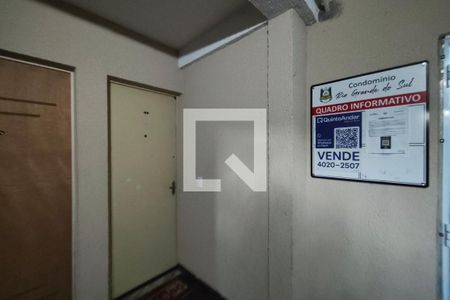PLACA INSTALADA NO HALL DE ENTRADA  de apartamento à venda com 2 quartos, 52m² em Parque Residencial Vila União, Campinas
