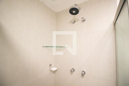 Banheiro de kitnet/studio para alugar com 1 quarto, 30m² em Vila Nova Conceição, São Paulo