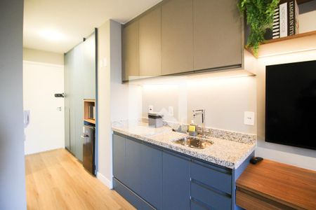 Cozinha de kitnet/studio para alugar com 1 quarto, 30m² em Vila Nova Conceição, São Paulo