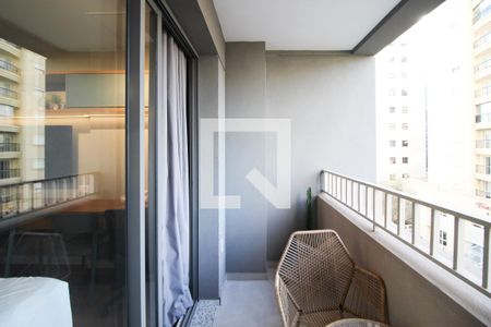 Varanda de kitnet/studio para alugar com 1 quarto, 30m² em Vila Nova Conceição, São Paulo