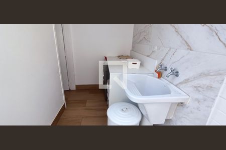 Área de Serviço de casa à venda com 3 quartos, 118m² em Vila Morse, São Paulo