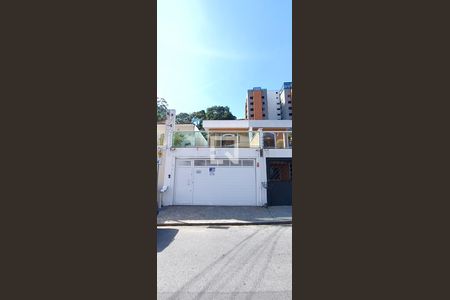 Fachada de casa à venda com 3 quartos, 118m² em Vila Morse, São Paulo