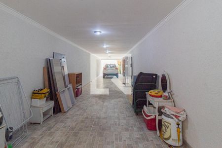 Garagem de casa à venda com 3 quartos, 177m² em Vila Salete, São Paulo