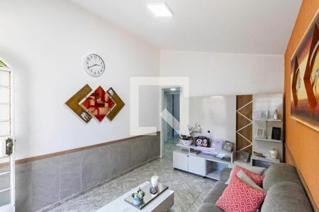 Sala de casa à venda com 3 quartos, 110m² em Serrano, Belo Horizonte