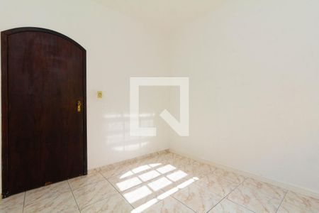 Quarto 2 de casa para alugar com 2 quartos, 110m² em Jardim Danfer, São Paulo