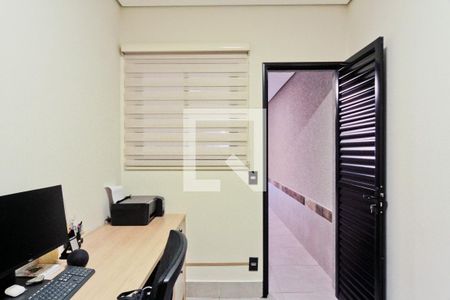 Escritório de casa à venda com 3 quartos, 206m² em Parque Sao Domingos, São Paulo