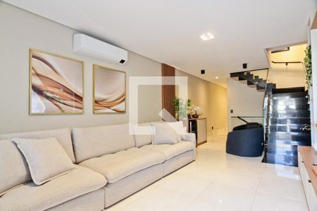 Sala de casa à venda com 3 quartos, 206m² em Parque Sao Domingos, São Paulo