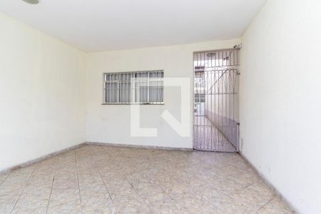 Garagem de casa à venda com 3 quartos, 130m² em Guaianases, São Paulo