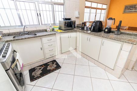 Cozinha de casa à venda com 3 quartos, 130m² em Guaianases, São Paulo