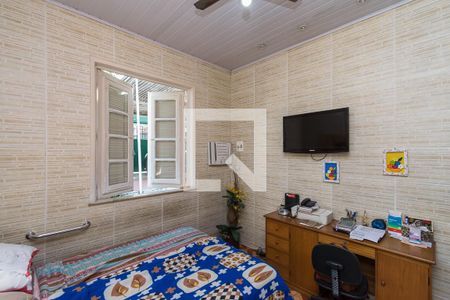 Casa 1 -  Quarto 1 de casa à venda com 6 quartos, 400m² em Bonsucesso, Rio de Janeiro