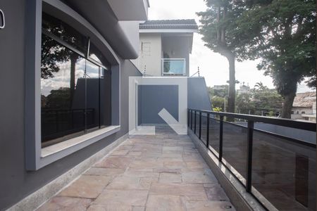 Área Externa de casa para alugar com 8 quartos, 1100m² em Planalto Paulista, São Paulo