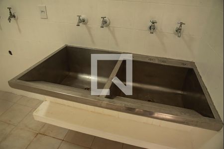 Casa 1 - Área de Serviço de casa para alugar com 8 quartos, 1100m² em Planalto Paulista, São Paulo