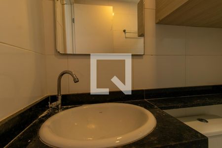 Banheiro de apartamento para alugar com 2 quartos, 54m² em Jardim Isis, Cotia