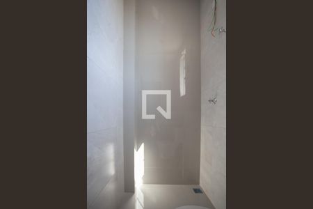 Banheiro da Suíte 1 de casa à venda com 2 quartos, 74m² em Rio Branco, Belo Horizonte