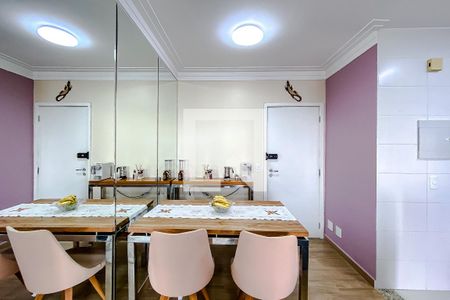Sala de apartamento à venda com 2 quartos, 57m² em Vila Oratorio, São Paulo