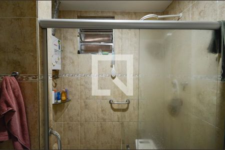 Banheiro de casa à venda com 2 quartos, 105m² em Grajaú, Rio de Janeiro