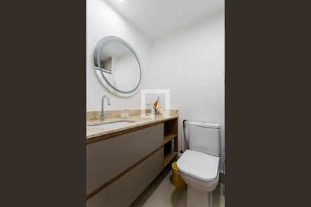 Banheiro de kitnet/studio para alugar com 1 quarto, 34m² em Indianópolis, São Paulo