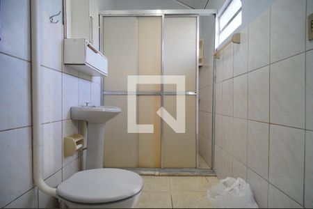Banheiro 2 de casa à venda com 2 quartos, 70m² em Scharlau, São Leopoldo