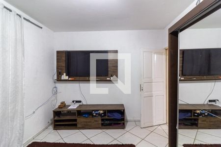 Quarto 2 de casa para alugar com 2 quartos, 100m² em Jardim Cidalia, São Paulo