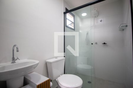 Banheiro de apartamento para alugar com 1 quarto, 29m² em Santo Amaro, São Paulo