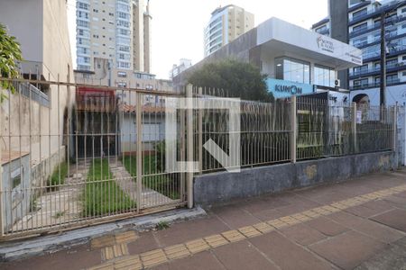 Fachada de casa à venda com 2 quartos, 101m² em Centro, Canoas