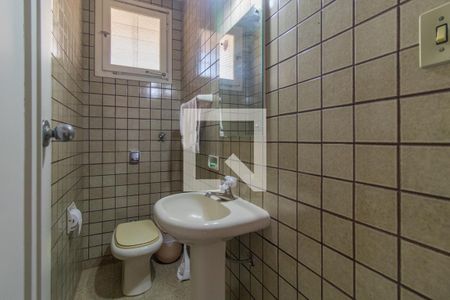 Lavabo de casa à venda com 6 quartos, 320m² em Menino Deus, Porto Alegre