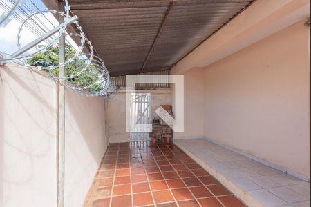 Quintal de casa à venda com 2 quartos, 279m² em São Bernardo, Campinas