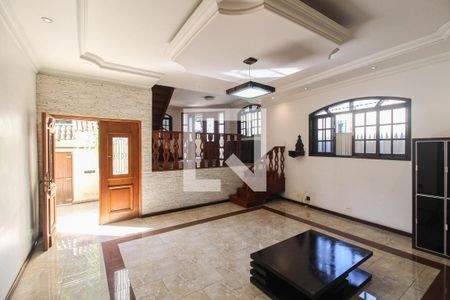 Casa para alugar com 2 quartos, 140m² em Centro, Nilópolis