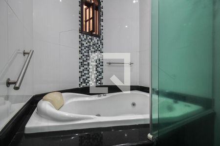 Banheiro da Suíte 2 de casa para alugar com 2 quartos, 140m² em Centro, Nilópolis