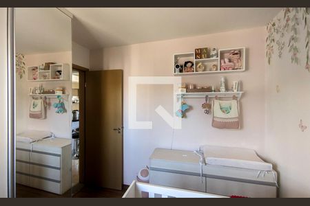 Quarto de apartamento à venda com 2 quartos, 110m² em Sagrada Família, Belo Horizonte