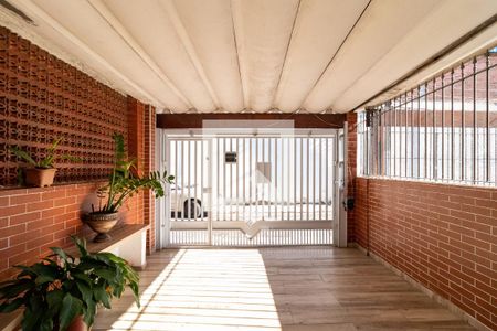 Garagem de casa à venda com 3 quartos, 148m² em Água Branca, São Paulo