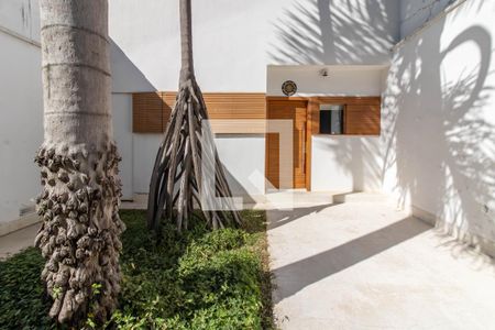 Garagem de casa à venda com 2 quartos, 174m² em Jardim Santa Francisca, Guarulhos