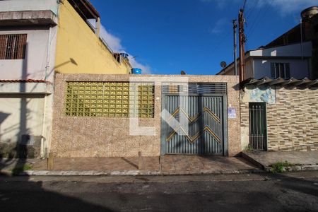Fachada de casa à venda com 3 quartos, 128m² em Jardim Grimaldi, São Paulo