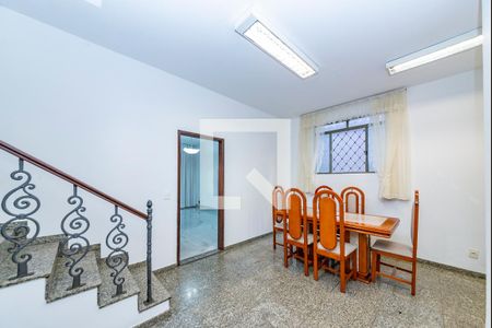 Sala 3 de casa à venda com 4 quartos, 350m² em Alto Caiçaras, Belo Horizonte