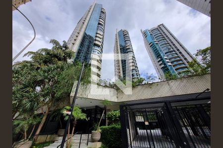 Vista da Rua de apartamento para alugar com 4 quartos, 288m² em Paraíso do Morumbi, São Paulo