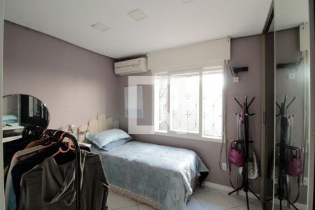 Quarto 1 de casa à venda com 4 quartos, 227m² em Jardim Dona Leopoldina, Porto Alegre