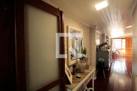 Corredor de casa à venda com 4 quartos, 227m² em Jardim Dona Leopoldina, Porto Alegre