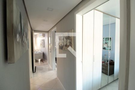 Corredor de casa à venda com 4 quartos, 227m² em Jardim Dona Leopoldina, Porto Alegre