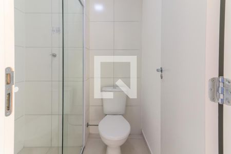 Banheiro de apartamento para alugar com 2 quartos, 35m² em Jaguaré, São Paulo